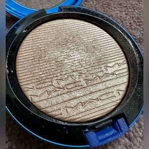 MAC COSMETICS Extra Dimension Skinfinish Highlighter